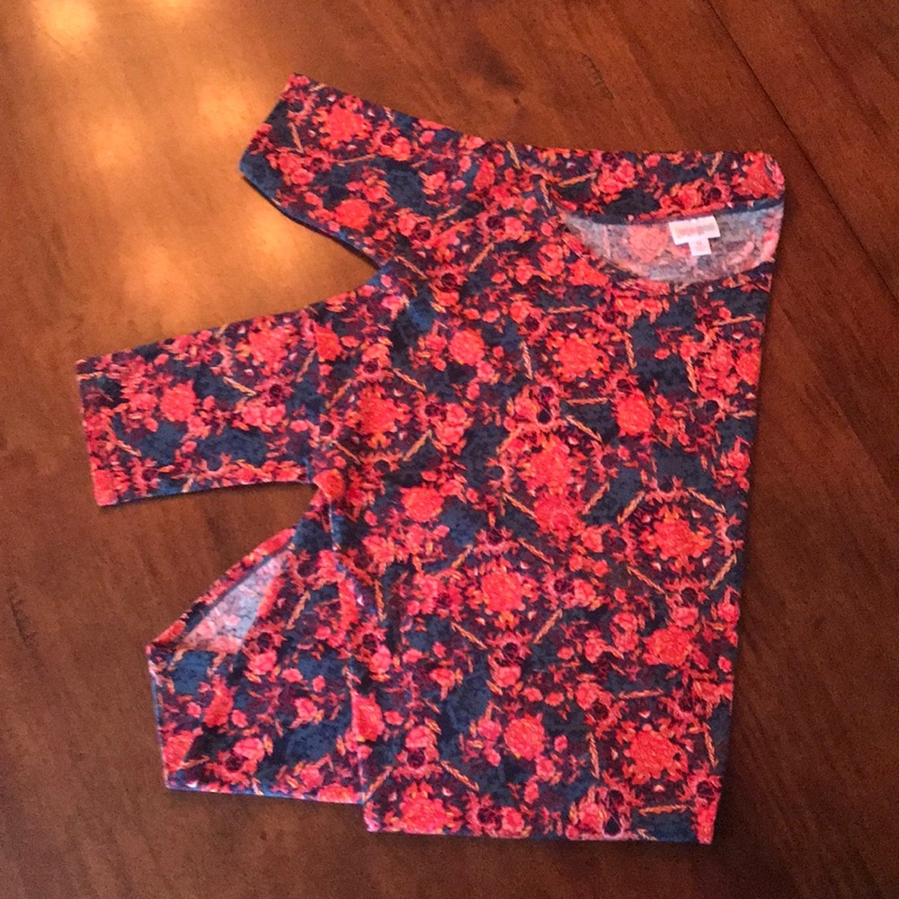 LuLaRoe Irma Size M